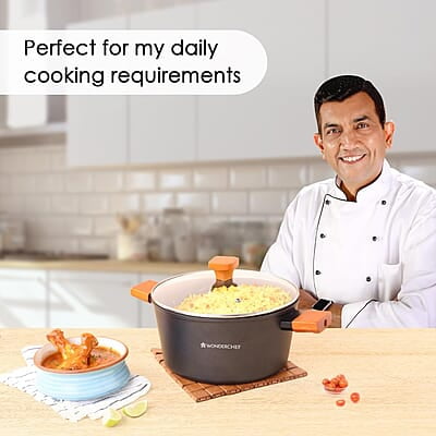 Wonderchef Caesar Forged Virgin Aluminium Casserole with Glass Lid, 24cm, Black, Greblon C3 Non-stick Coating Wonderchef Caesar Forged Virgin Aluminium Casserole with Glass Lid, 24cm, Black, Greblon C3 Non-stick Coating