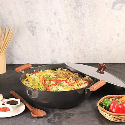 Wonderchef Ebony Hard Anodized 34 cm Deep Kadhai with Lid 8 L3.25 mm thick Wonderchef Ebony Hard Anodized 34 cm Deep Kadhai with Lid 8 L3.25 mm thick