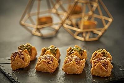 SMOOR SHAUQ Baklava Box Artisanal Turkish Delight 352gm SMOOR SHAUQ Baklava Box Artisanal Turkish Delight 352gm