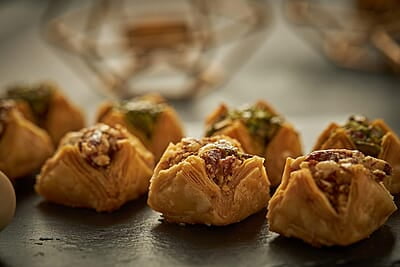 SMOOR SHAUQ Baklava Box Artisanal Turkish Delight 352gm SMOOR SHAUQ Baklava Box Artisanal Turkish Delight 352gm