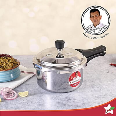 Wonderchef Nigella Tri-Ply Outer Lid Pressure Cooker 3L Wonderchef Nigella Tri-Ply Outer Lid Pressure Cooker 3L