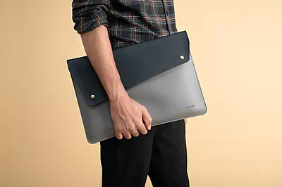 C-Oblique Twix Laptop Sleeve
