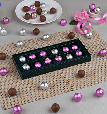 CookieMan 12 Pcs Chocolates CookieMan 12 Pcs Chocolates